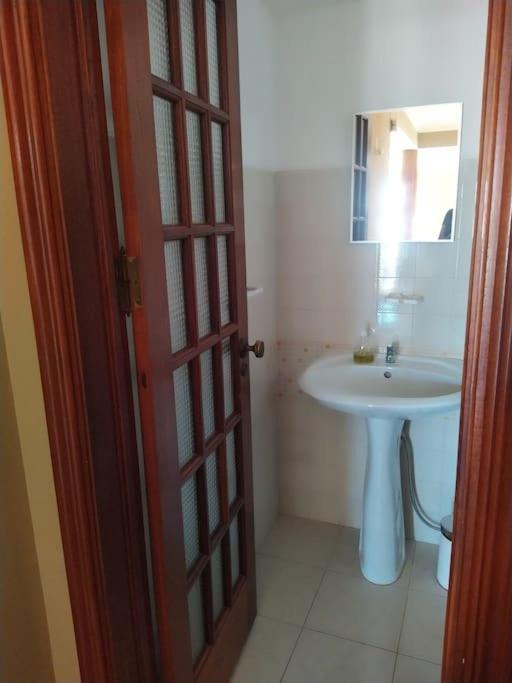 Vivenda Com Patio, No Coracao Do Mindelo 빌라 외부 사진